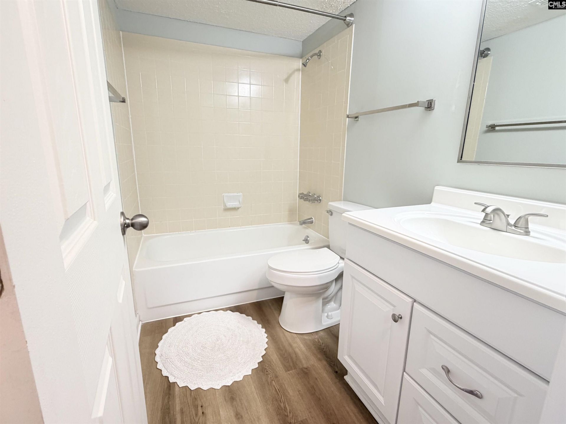 1600 Park Circle Photo 7