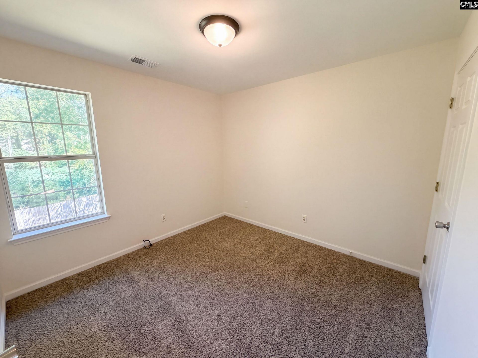 218 Stonewood Drive  Photo 11