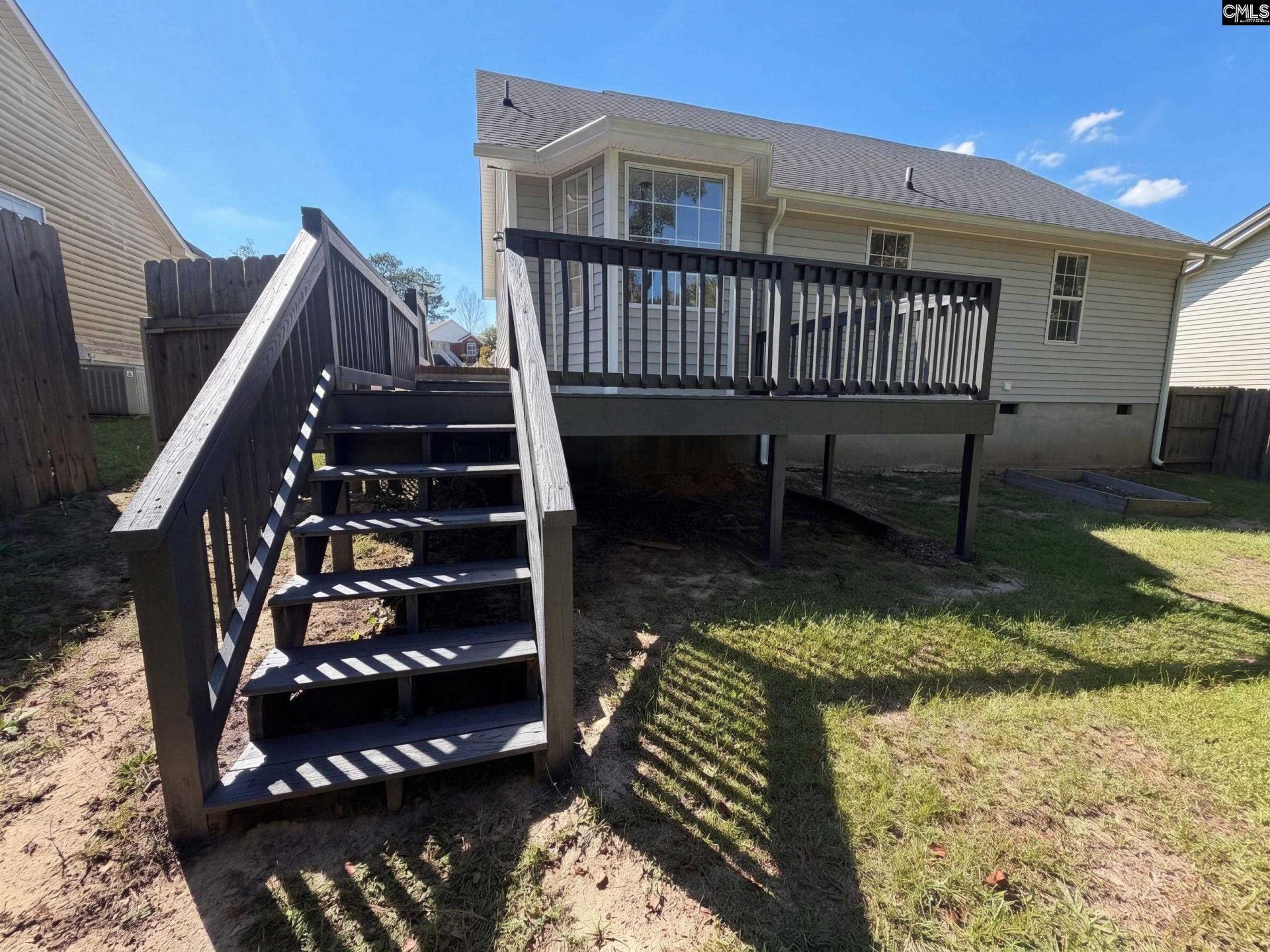 218 Stonewood Drive  Photo 18
