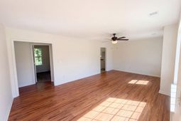 218 Stonewood Drive  photo 4