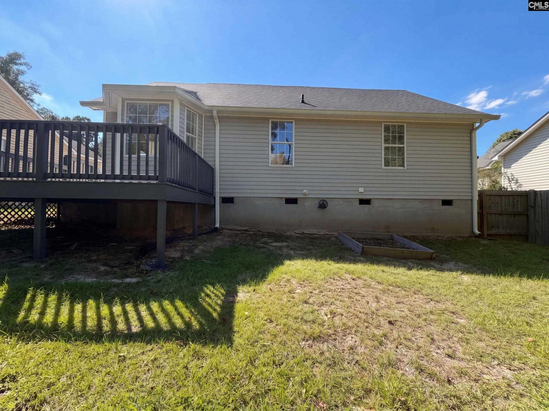 218 Stonewood Drive  Photo 5