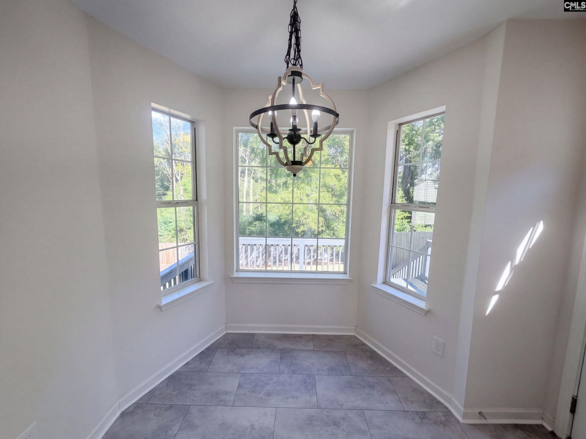 218 Stonewood Drive  Photo 8