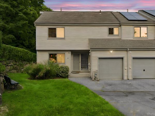 601 Hunters Run, Dobbs Ferry, NY 10522