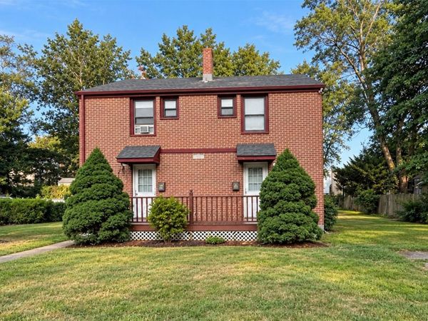 24-22 Evers Court , Bridgeport, NY 06610