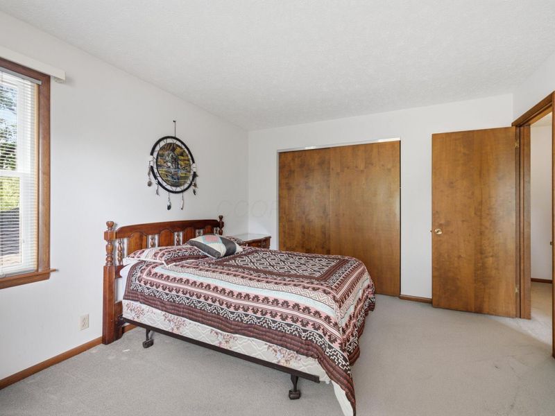 1138 Village Lane , Ashland, OH 44805 Photo 9