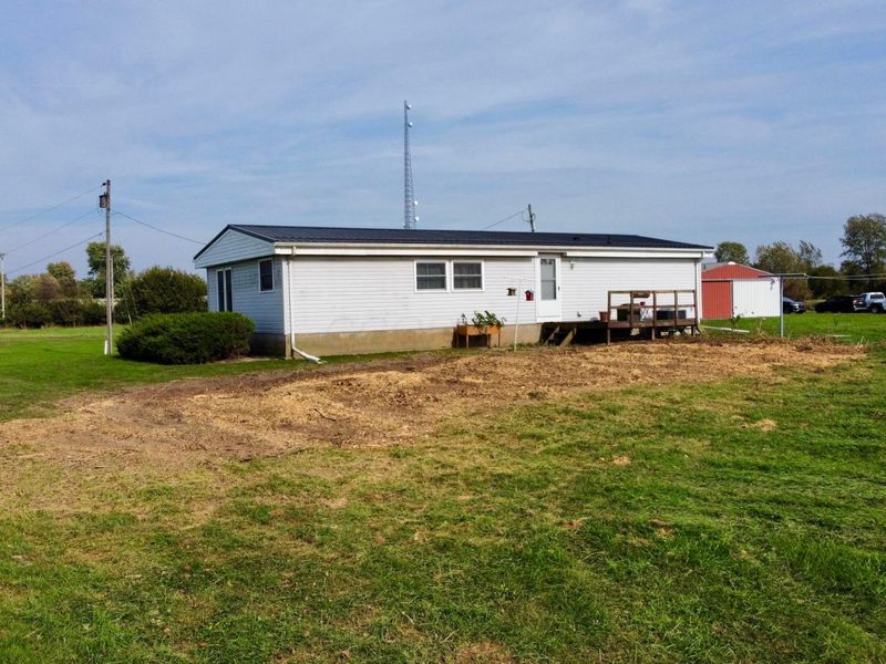 8903 Columbus Cincinnati Road, South Charleston, OH 45368 Photo 4
