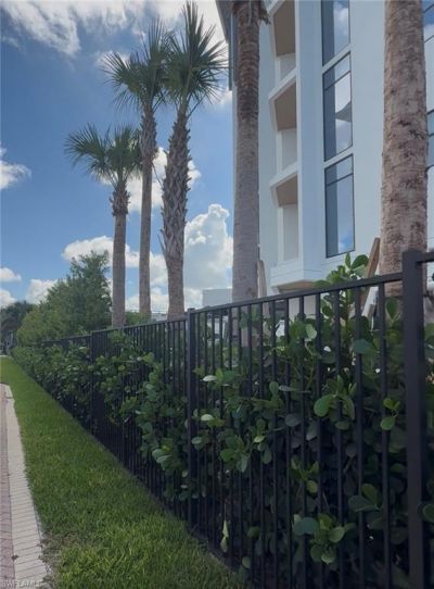 1717 Gulf Shore Blvd N, Unit 101, Naples, FL 34102 Photo
