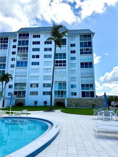 1717 Gulf Shore Blvd N, Unit 101, Naples, FL 34102 Photo