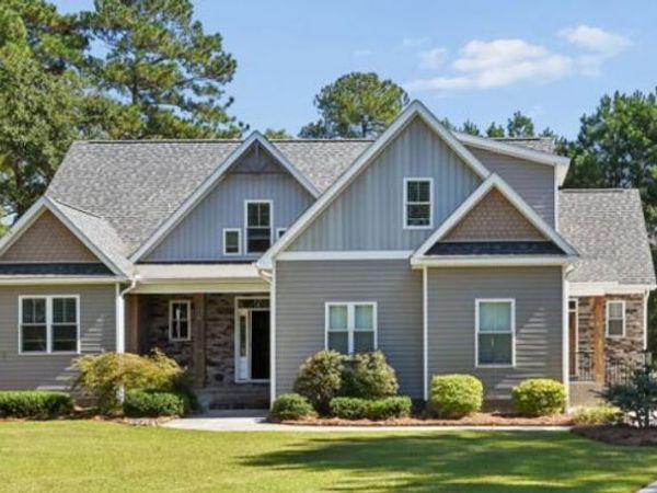 3850 Ragtime Lane, Grimesland, NC 27837
