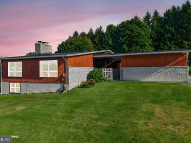 7758 SECHLER ROAD, NEW TRIPOLI, PA 18066