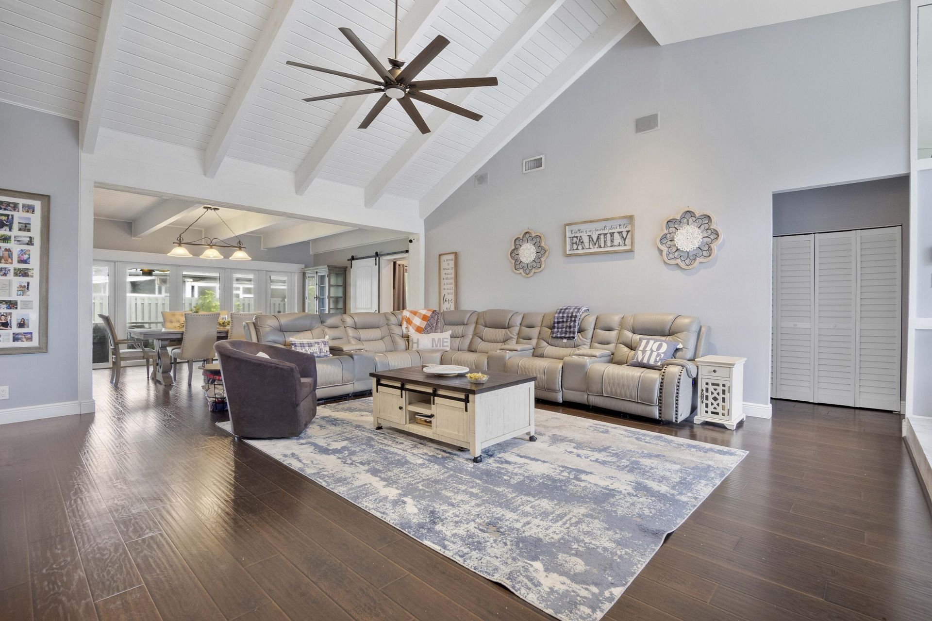 8059 Buttonwood Circle, Tamarac, FL 33321 Photo