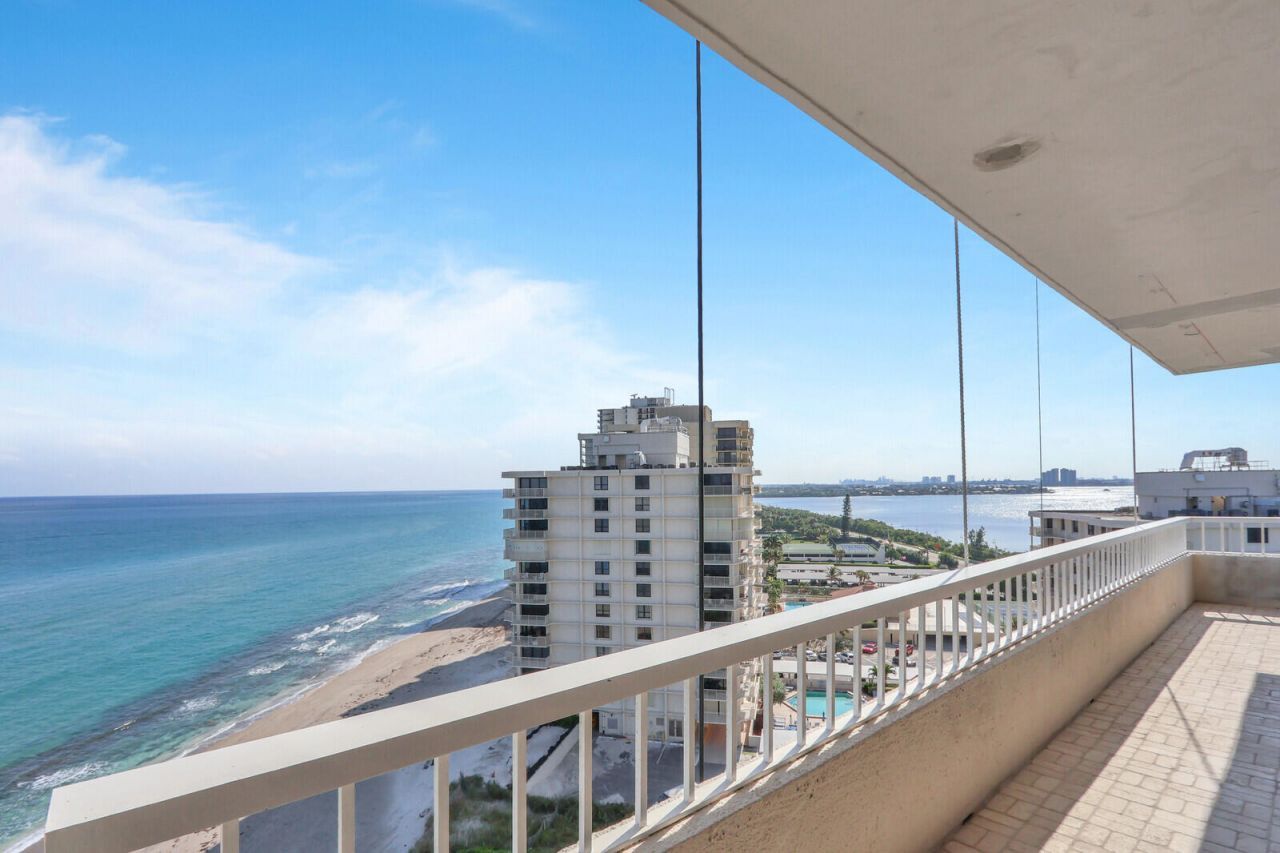5510 N Ocean Drive, Unit 12B, Singer Island, FL 33404 Photo