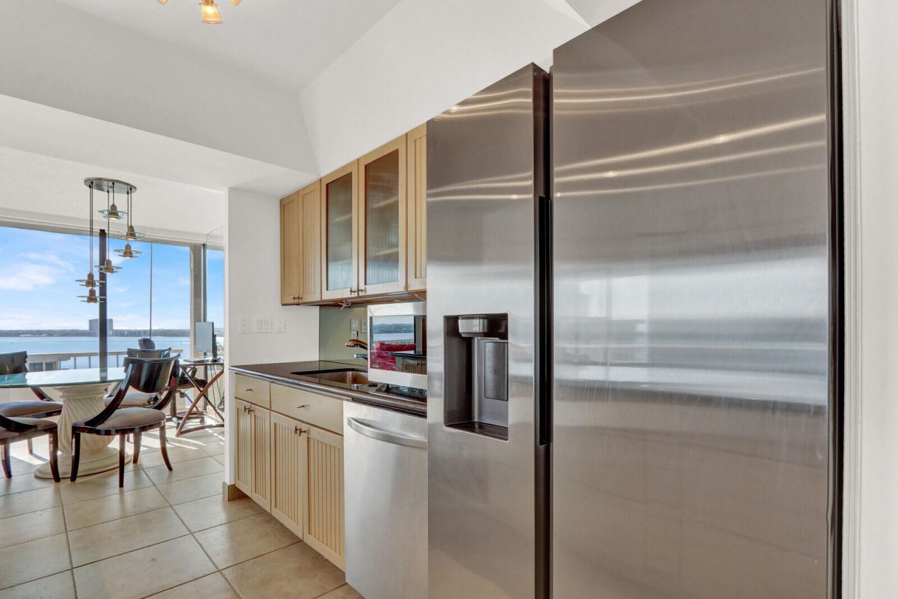 5510 N Ocean Drive, Unit 12B, Singer Island, FL 33404 Photo