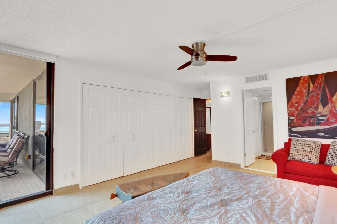 5510 N Ocean Drive, Unit 12B, Singer Island, FL 33404 Photo