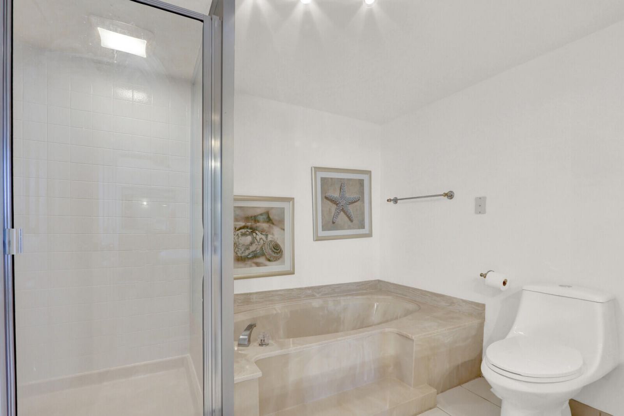 5510 N Ocean Drive, Unit 12B, Singer Island, FL 33404 Photo
