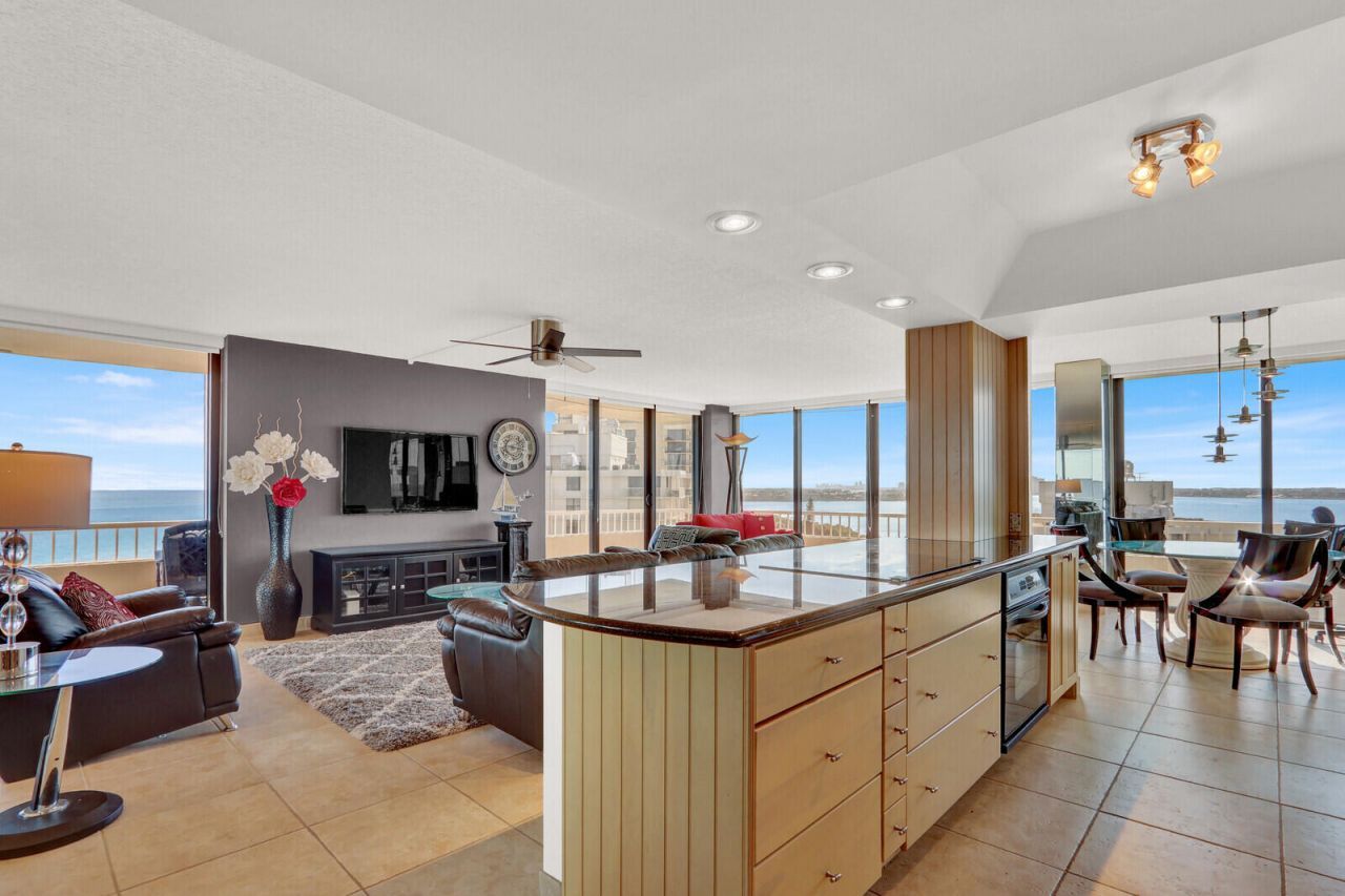 5510 N Ocean Drive, Unit 12B, Singer Island, FL 33404 Photo