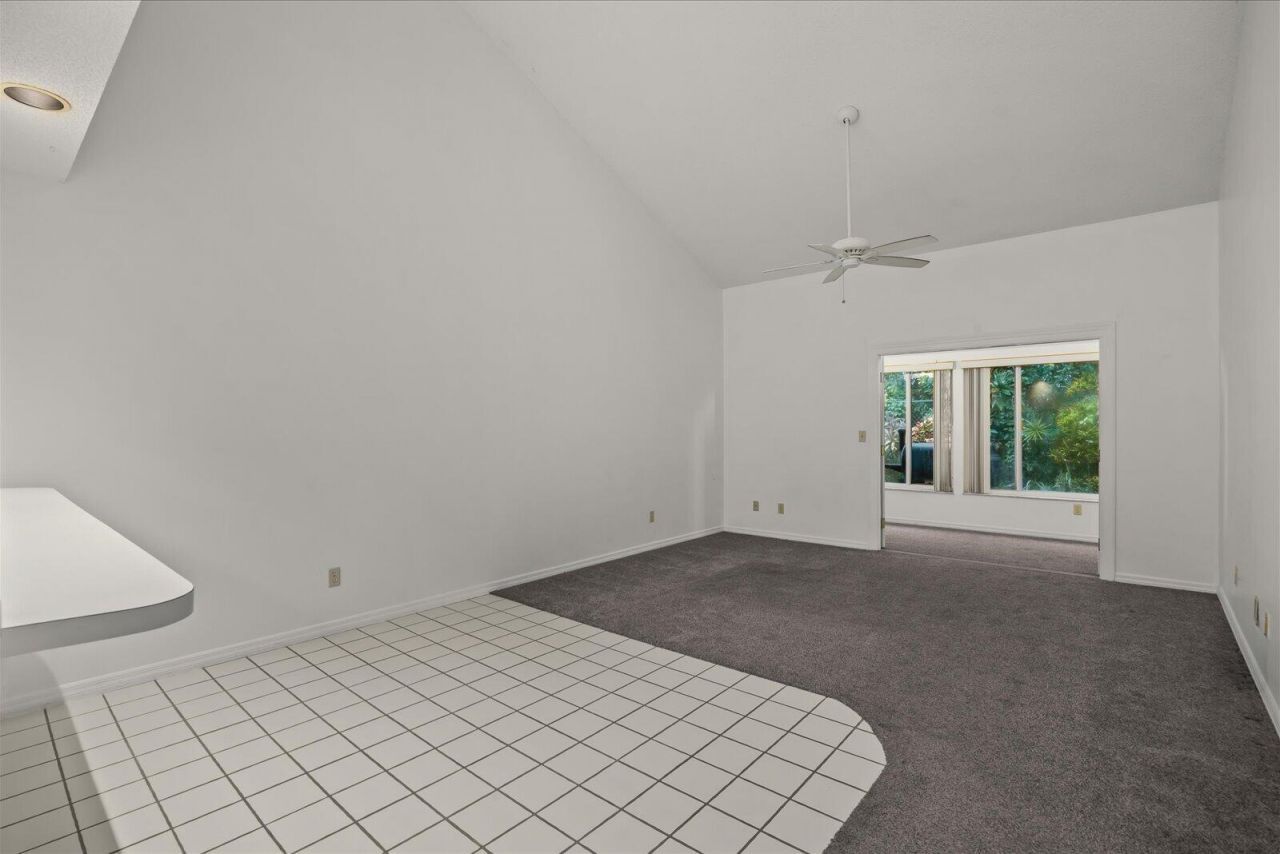 663 NE Wax Myrtle Way, Jensen Beach, FL 34957 Photo