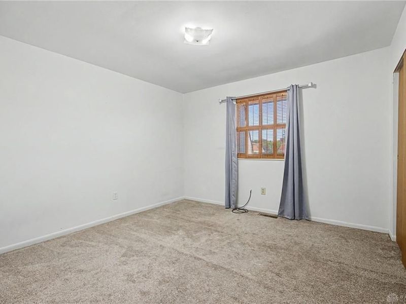 1034 Frederick Drive, Xenia, OH 45385 Photo 20