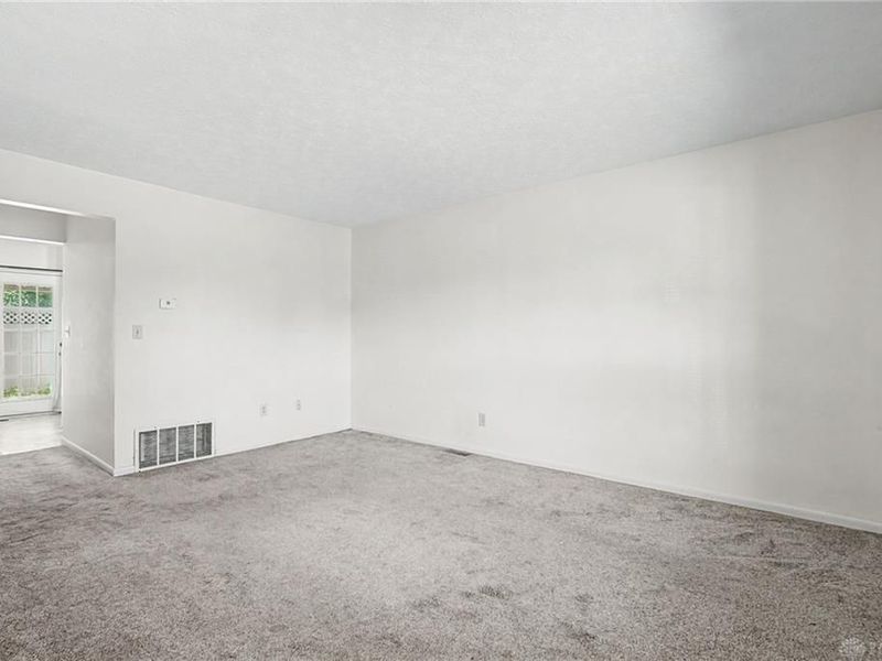 1034 Frederick Drive, Xenia, OH 45385 Photo 6