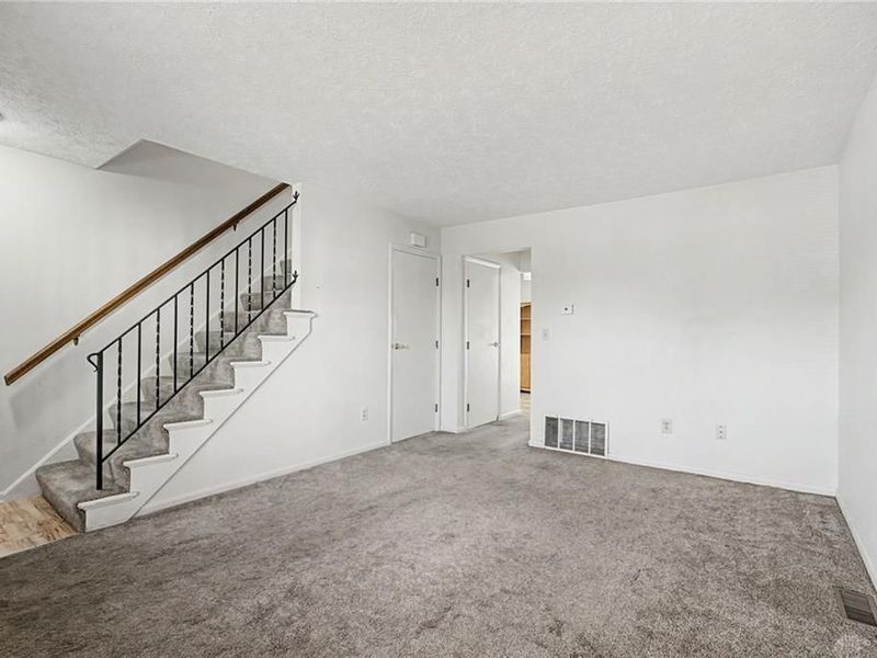 1034 Frederick Drive, Xenia, OH 45385 Photo 7