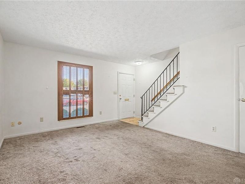 1034 Frederick Drive, Xenia, OH 45385 Photo 8