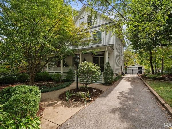 736 Fairview Avenue , St Louis, MO 63119