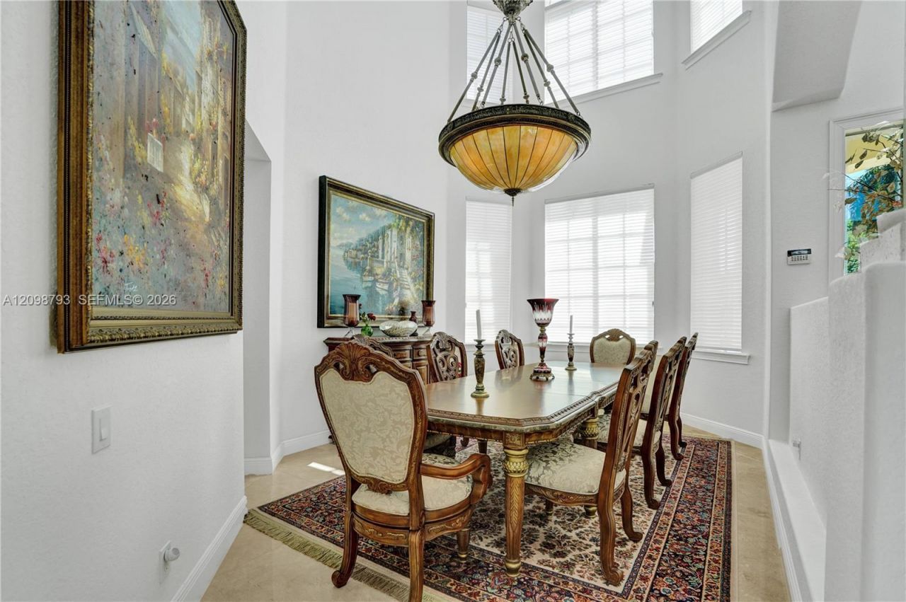1130 Harbor Ct, Hollywood, FL 33019 Photo