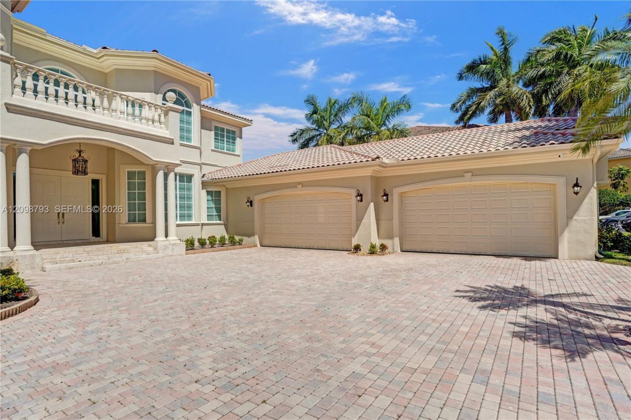 1130 Harbor Ct, Hollywood, FL 33019 Photo