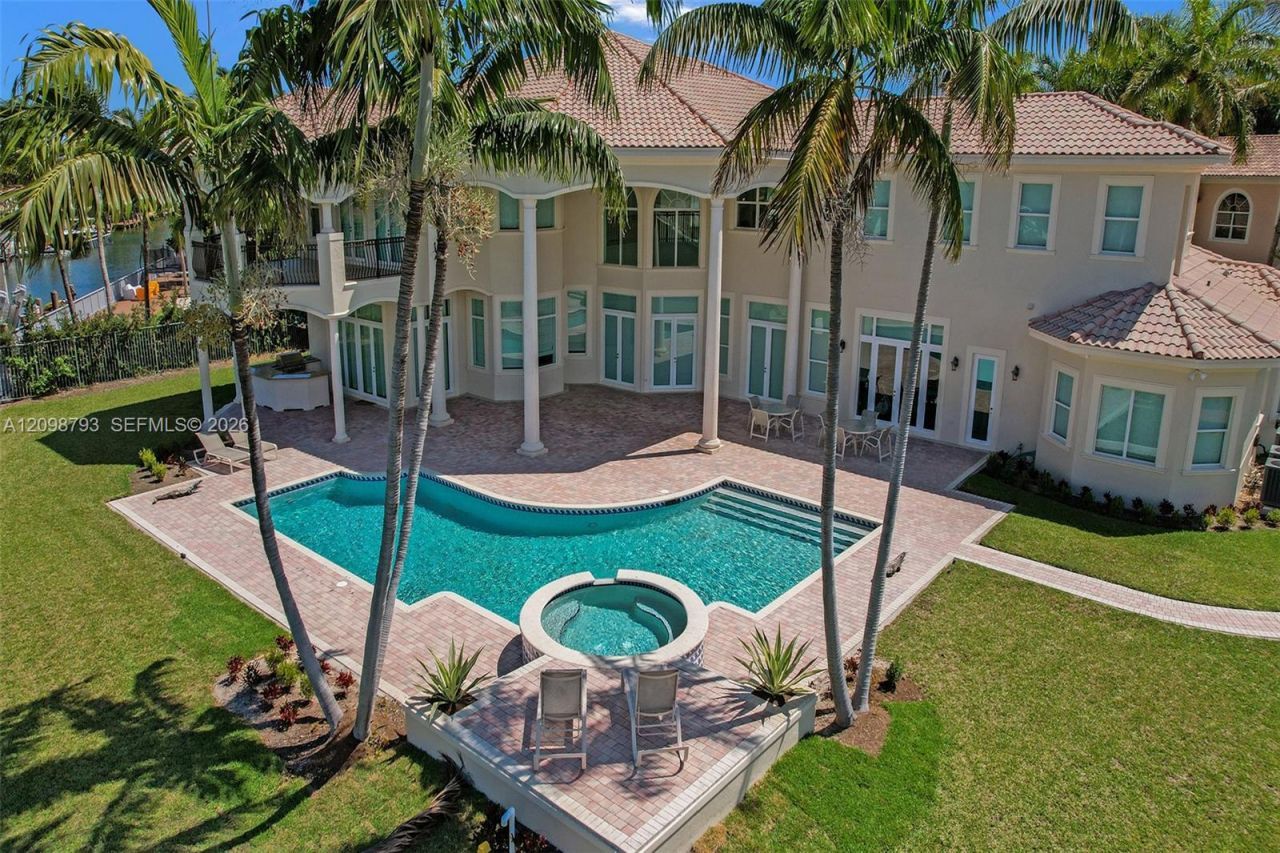 1130 Harbor Ct, Hollywood, FL 33019 Photo