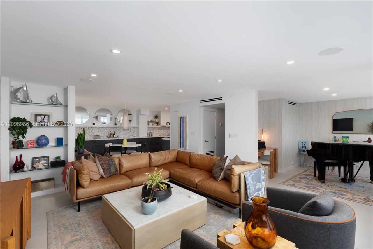 11 Island Ave, Unit 2006, Miami Beach, FL 33139 Photo