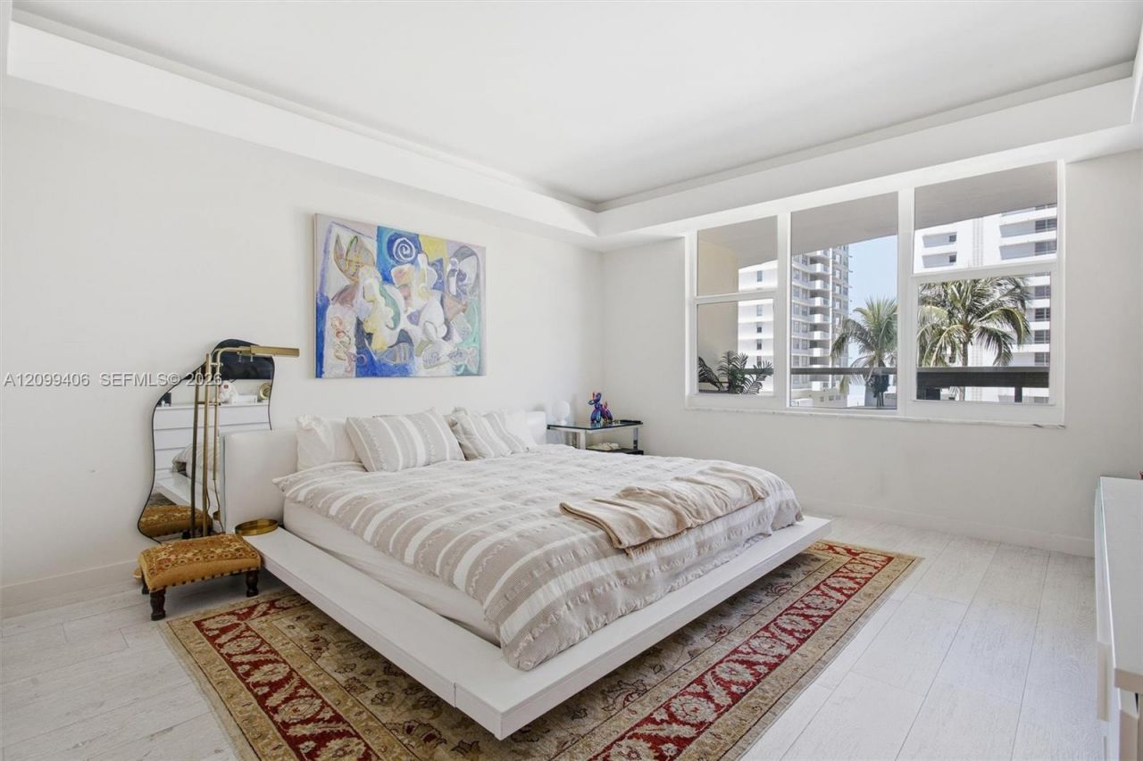 5600 Collins Ave , Unit 5A, Miami Beach, FL 33140 Photo