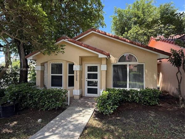 11025 SW 152nd Ct , Miami, FL 33196