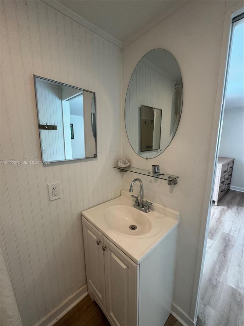 914 N Ocean Breeze, Unit 1, Lake Worth, FL 33460 Photo