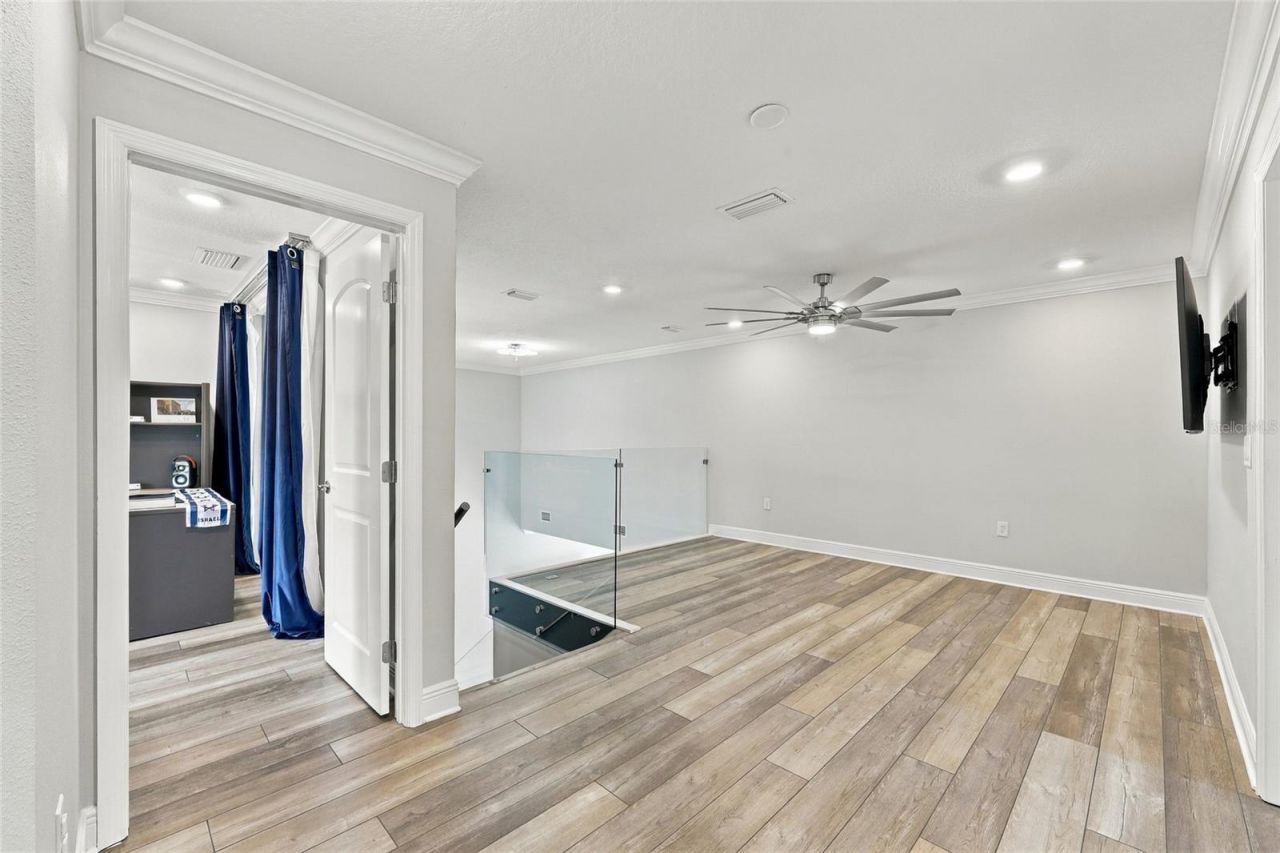 416 W Socrum Loop Road, Lakeland, FL 33809 Photo