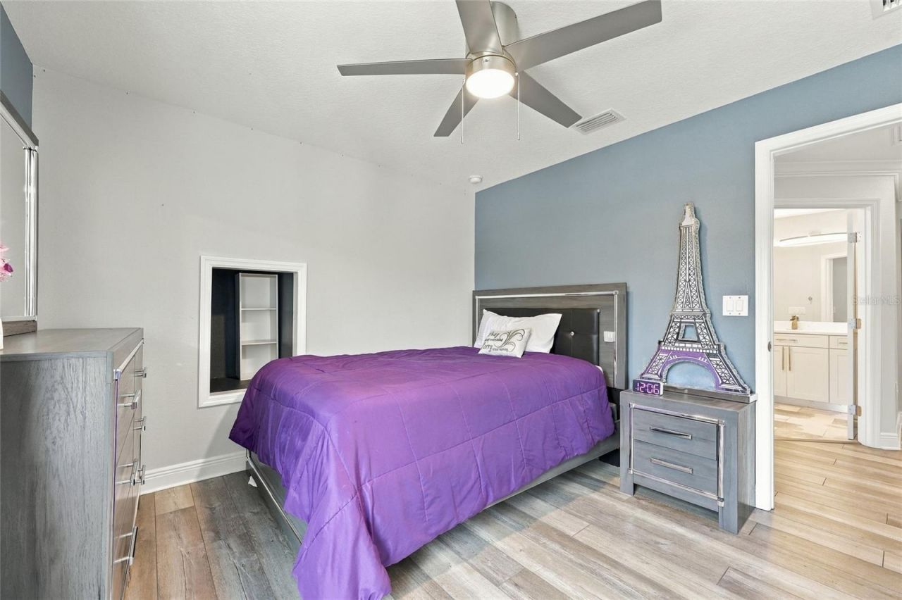 416 W Socrum Loop Road, Lakeland, FL 33809 Photo