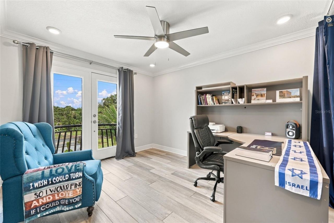 416 W Socrum Loop Road, Lakeland, FL 33809 Photo
