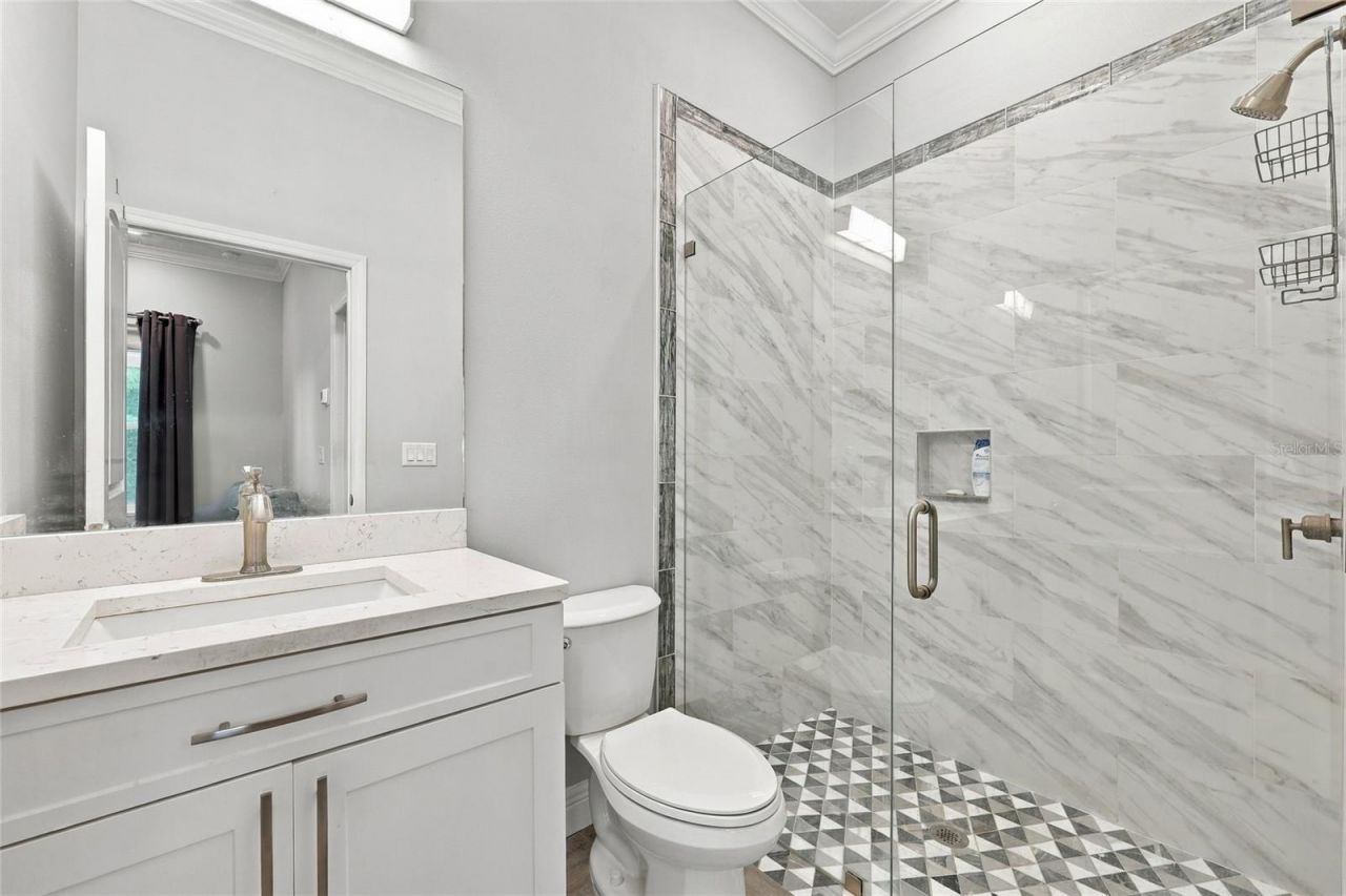 416 W Socrum Loop Road, Lakeland, FL 33809 Photo