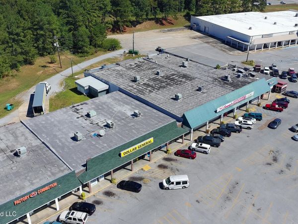 108 Northside Plaza, Newton, MS 39345