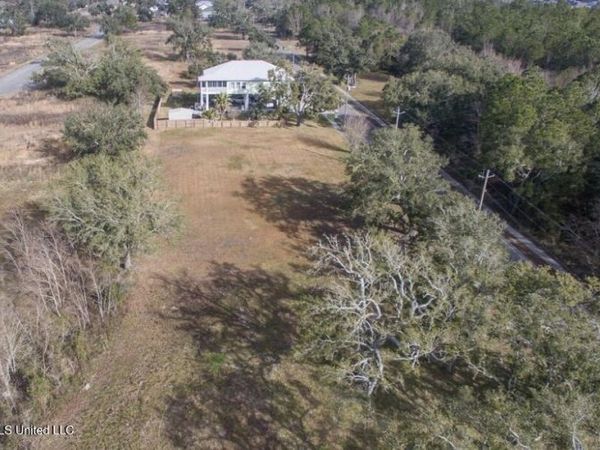 Markham Drive, Long Beach, MS 39560