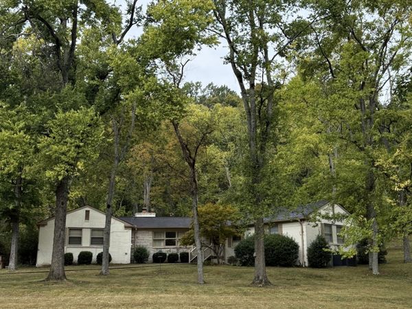 6528 Jocelyn Hollow Rd , Nashville, TN 37205