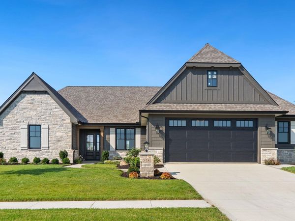 2581 Pine Straw Drive, Auburn, IN 46706