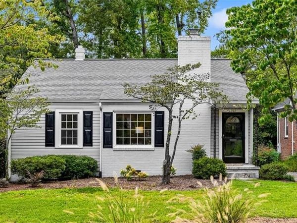212 Kensington Road , Greensboro, NC 27403