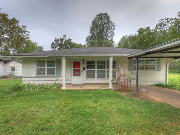 2017 Denver Street , Muskogee, OK 74401