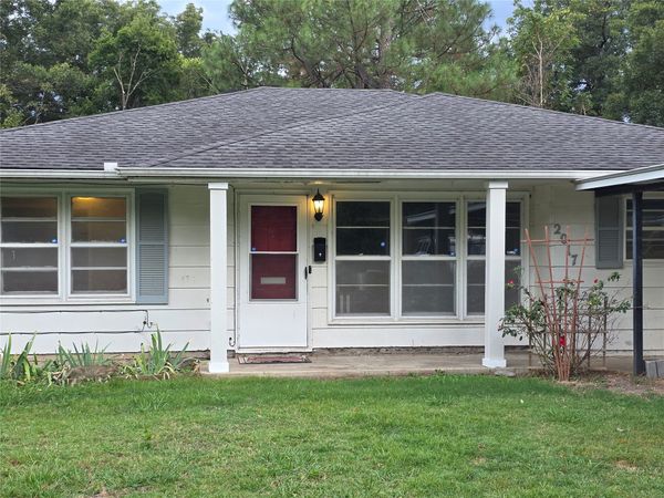 2017 Denver Street , Muskogee, OK 74401