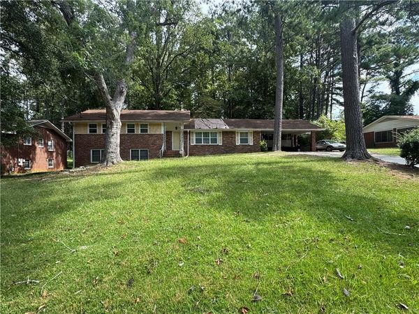 4564 Greensprings Road , College Park, GA 30337
