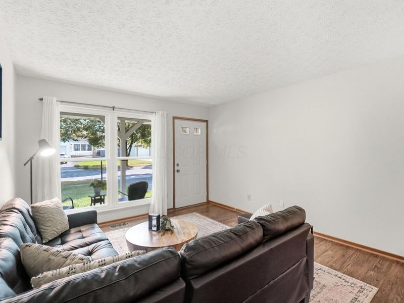 4283 Kelnor Drive, Grove City, OH 43123 Photo 7