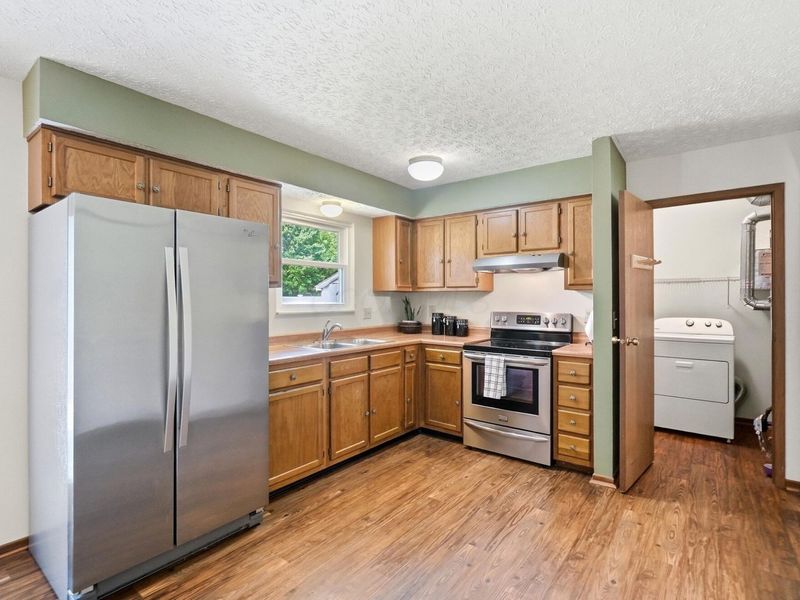 4283 Kelnor Drive, Grove City, OH 43123 Photo 8