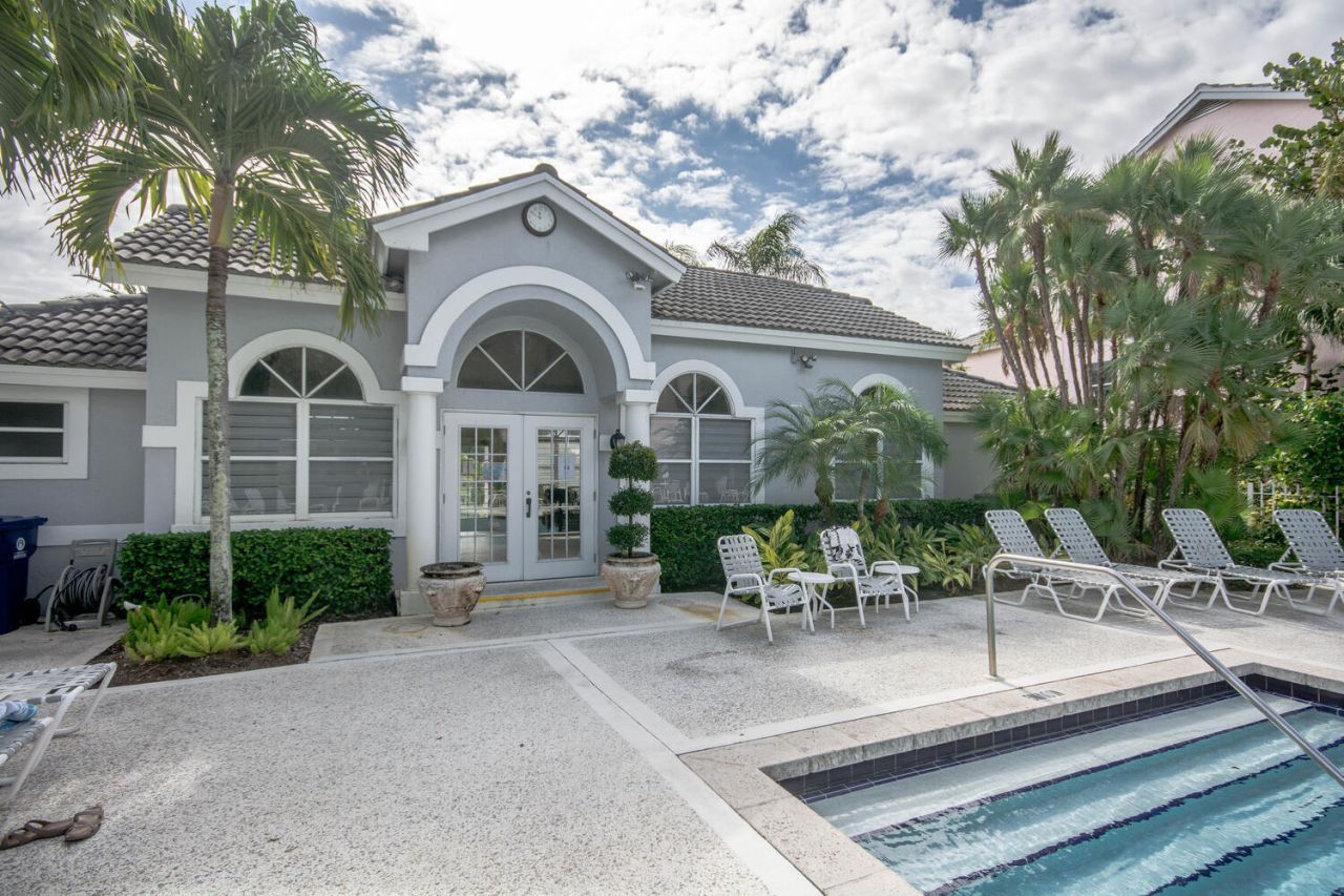 4205 Fairway Drive N, Unit 4205, Jupiter, FL 33477 Photo