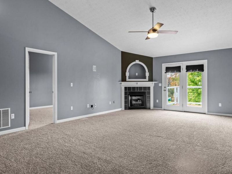 3609 Madison Grace Way, Franklin Township, OH 45005 Photo 4