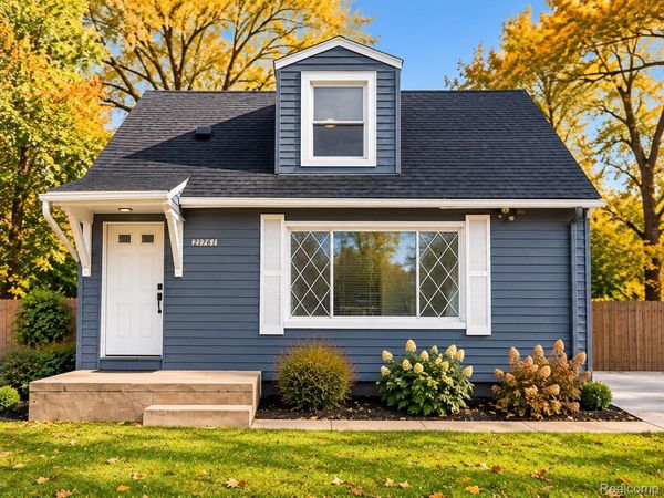 21761 MIDDLEBELT Road , Farmington Hills, Mi 48336